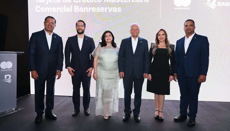 Ysidro García, Tomás Alonso, Icelsa Díaz, Leonardo Aguilera, Linda Valette y Luis Miguel Patiño.