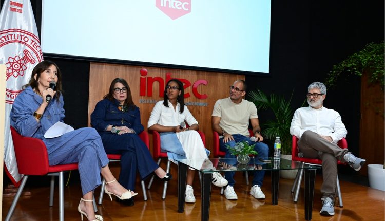 Panel “Nacer en grados”, dedicado al Síndrome de Alcoholismo Fetal.